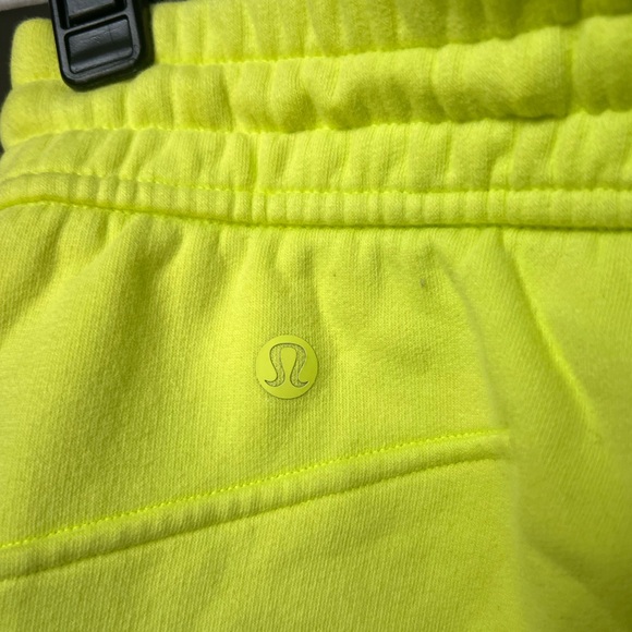 Lululemon loungeful sweat shorts 3 inch! - Picture 3 of 4